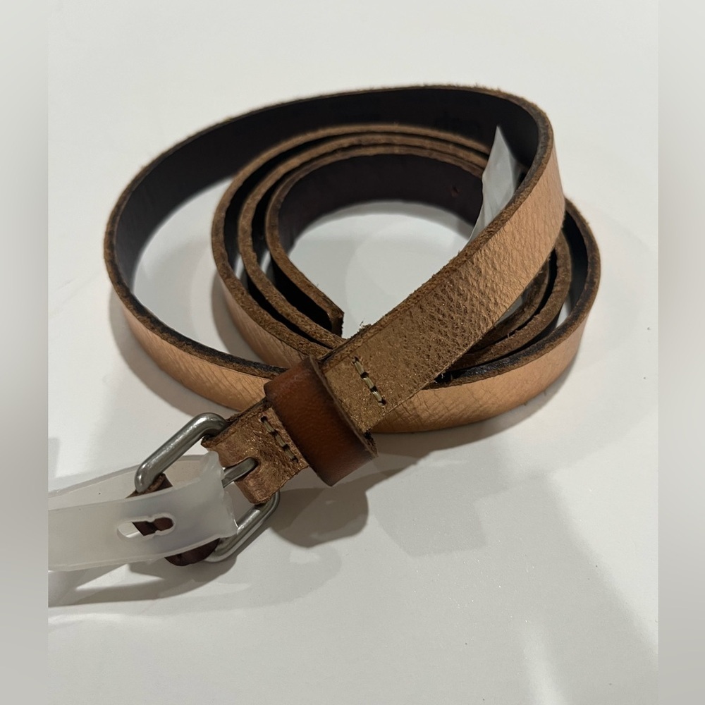Gap NWT rose, gold leather belt size S
